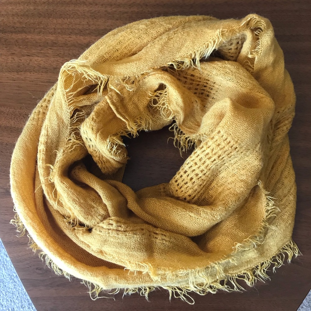 Infinity Scarf - lightweight, yellow, EUC